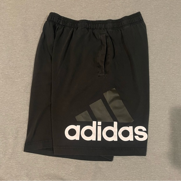 Adidas Black Cotton Blend Athletic Shorts Size Medium Elastic Waist Pockets - Picture 3 of 7